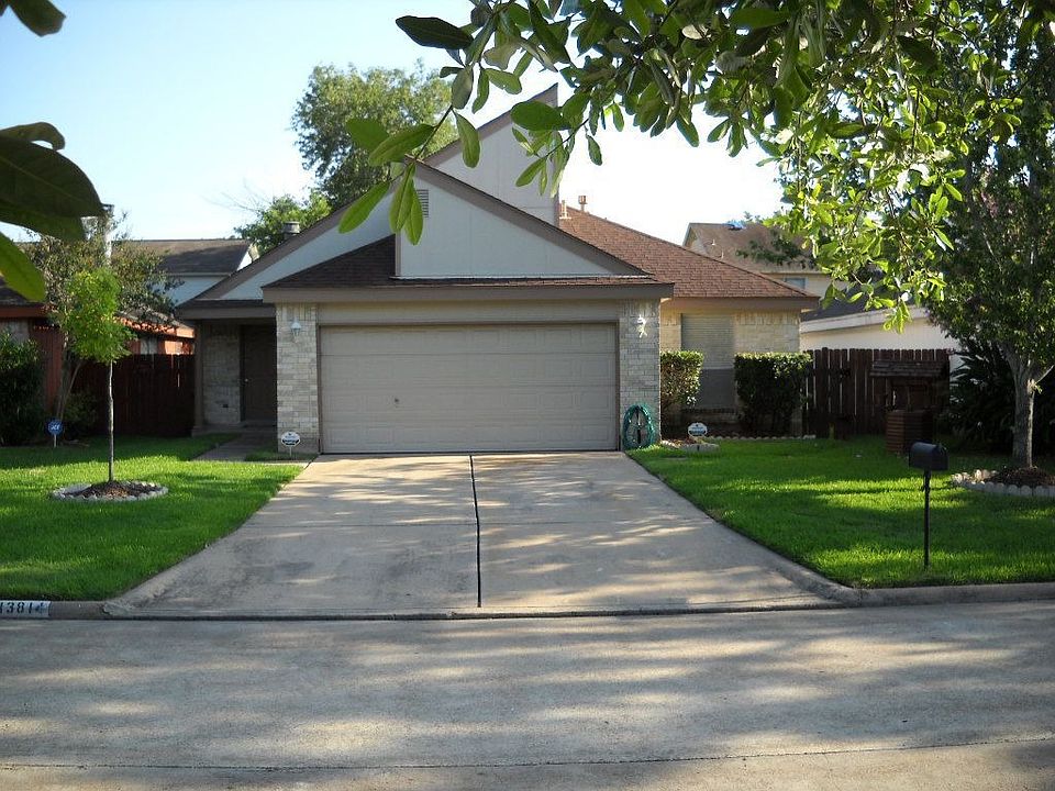 1st image of 13814 Beech Hollow Ln