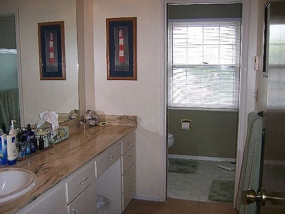 Upper level guest bathroom
