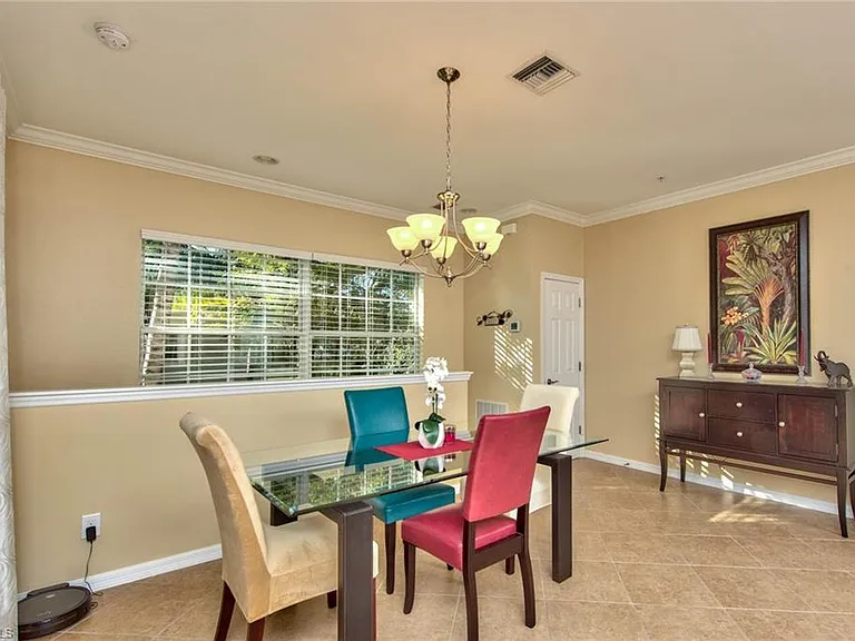 23430 Alamanda Dr #201 — Photo 6
