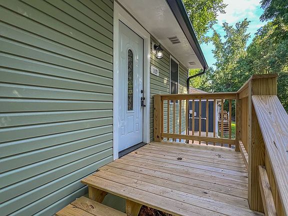 2nd image of 109 Wilson Ct