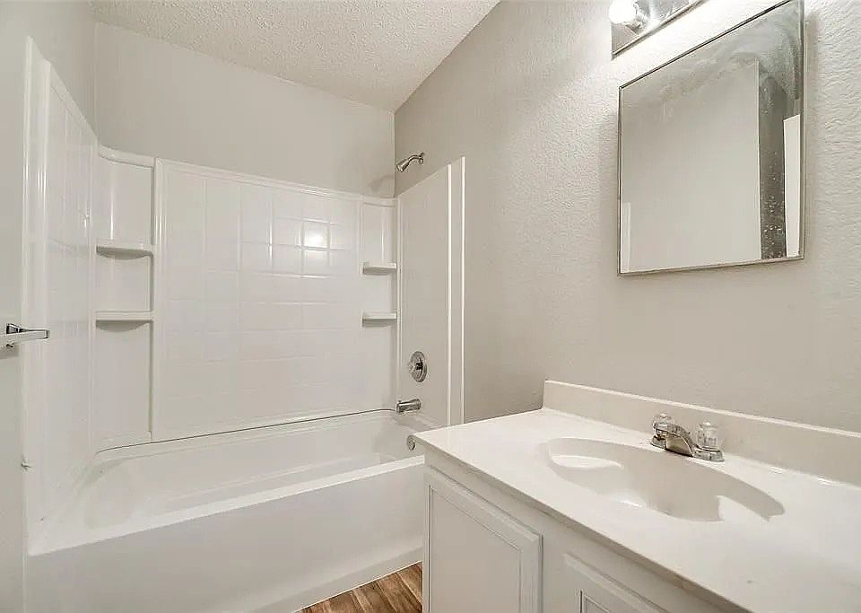 1st image of 2027 Cap Rock Ln