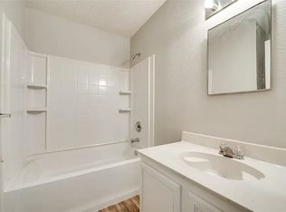 2027 Cap Rock Ln, Grand Prairie, TX 75052