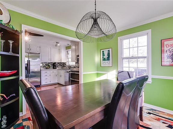 5th image of 2406 Pleasant Run Dr