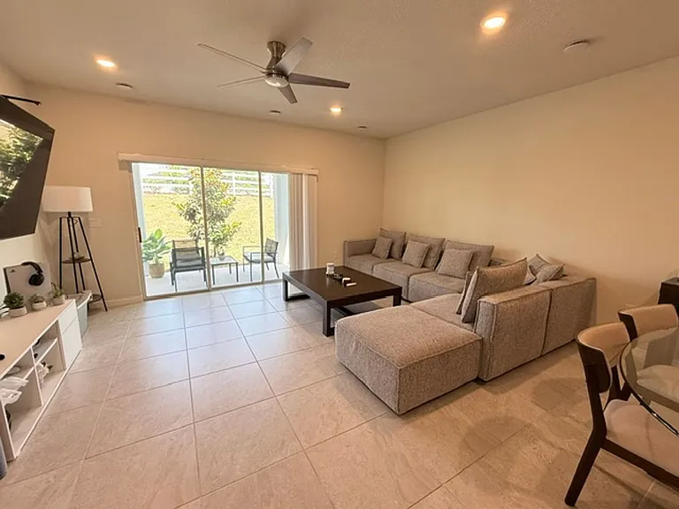2554 Winsome Way — Photo 4