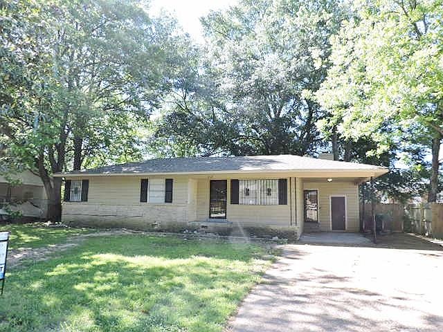 1st image of 1609 Leigh Dr