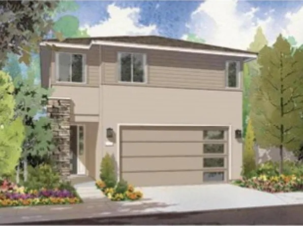 496 Pioneer Ln, Clovis, CA 93619