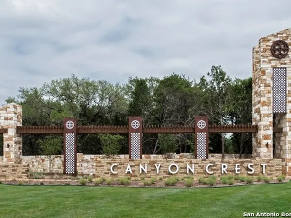 5274 Anzueto, San Antonio, TX 78261