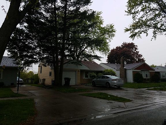 2nd image of 1062 Alfini Dr