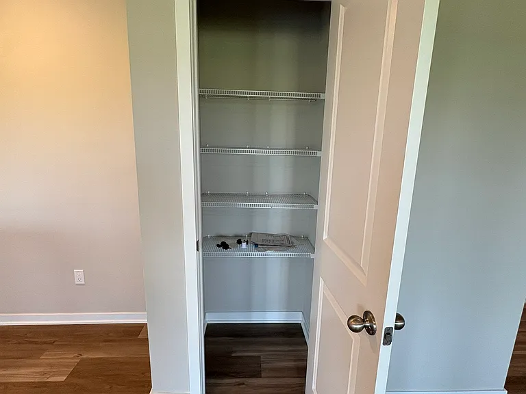 1069 Daisy Ln #1 — Photo 14