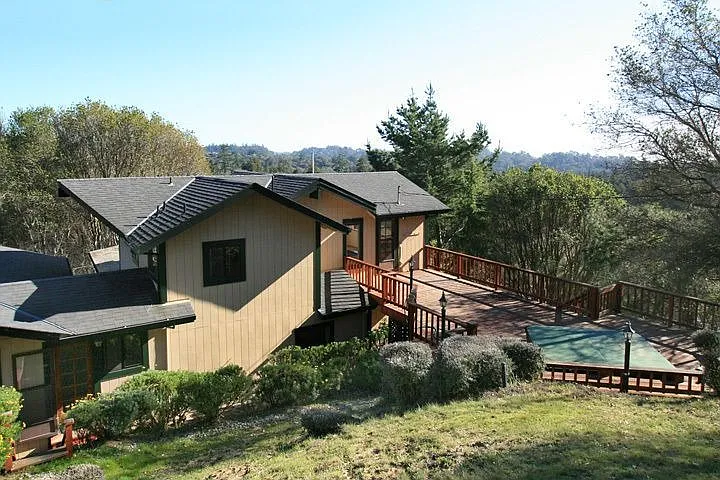 145 Skyward Dr photo 1