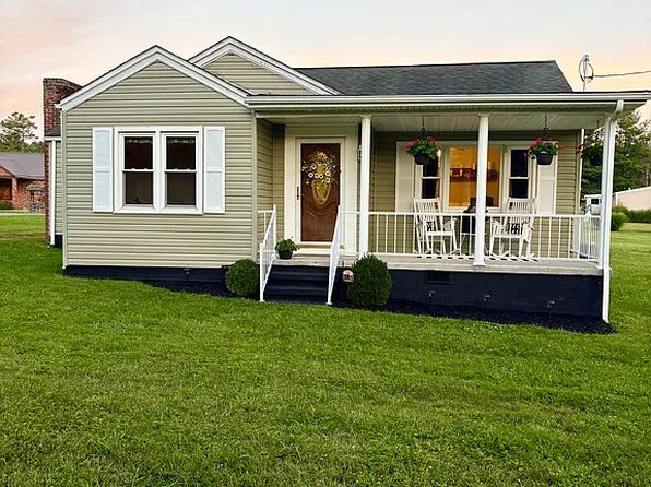 1230 True Rd, Hinton, WV 25951