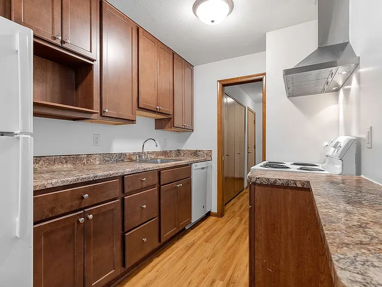 Welcome to Central Lakes of Uptown, where modern comfort meets convenience. Enjoy spacious kitchens with sleek cabinetry, stainless appliances, and elegant finishes. Transform your lifestyle todayschedule a tour and see your new home!