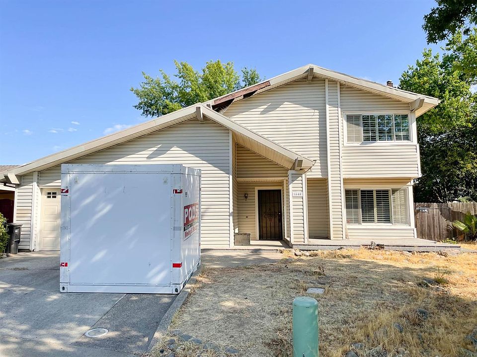 2nd image of 6644 Creekmont Way