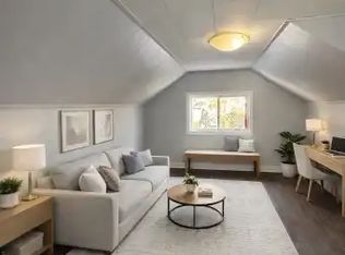 29 Dunn Ave #3, Orillia, ON L3V2P3