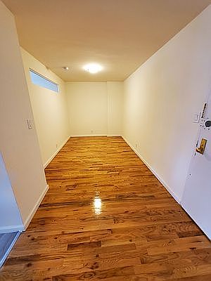 5th image of 2015 Bruckner Blvd APT 4H