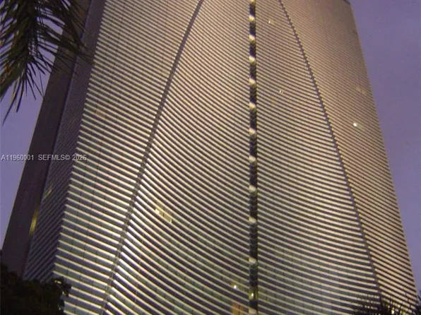 1395 Brickell Ave #3210, Miami, FL 33131