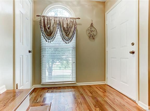 5th image of 4409 Huntington Forest Ln
