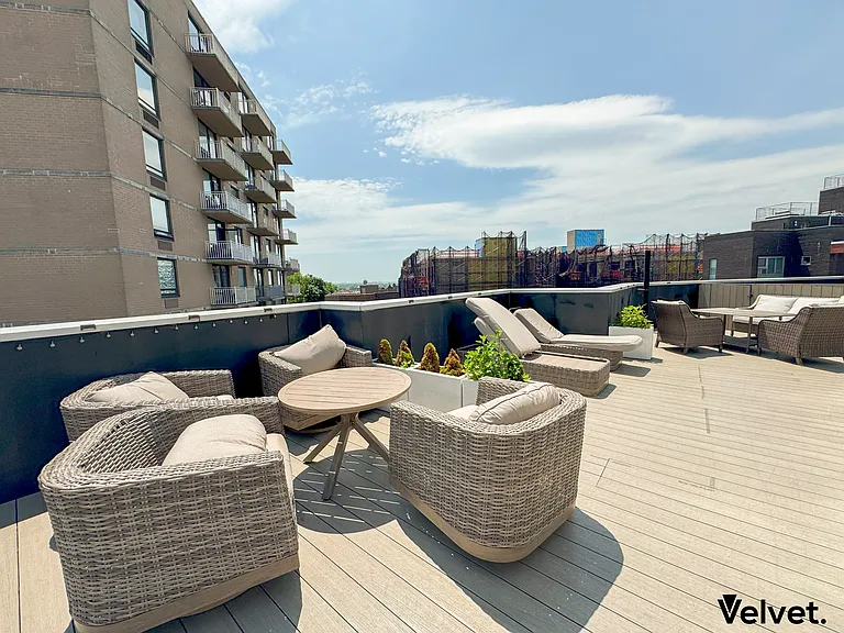 116-17 Grosvenor Ln #5C — Photo 23