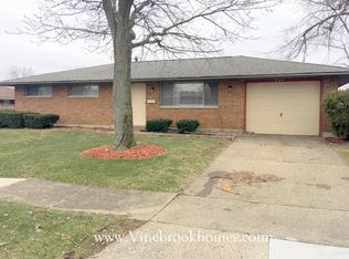 6108 Hemingway Rd, Dayton, OH 45424
