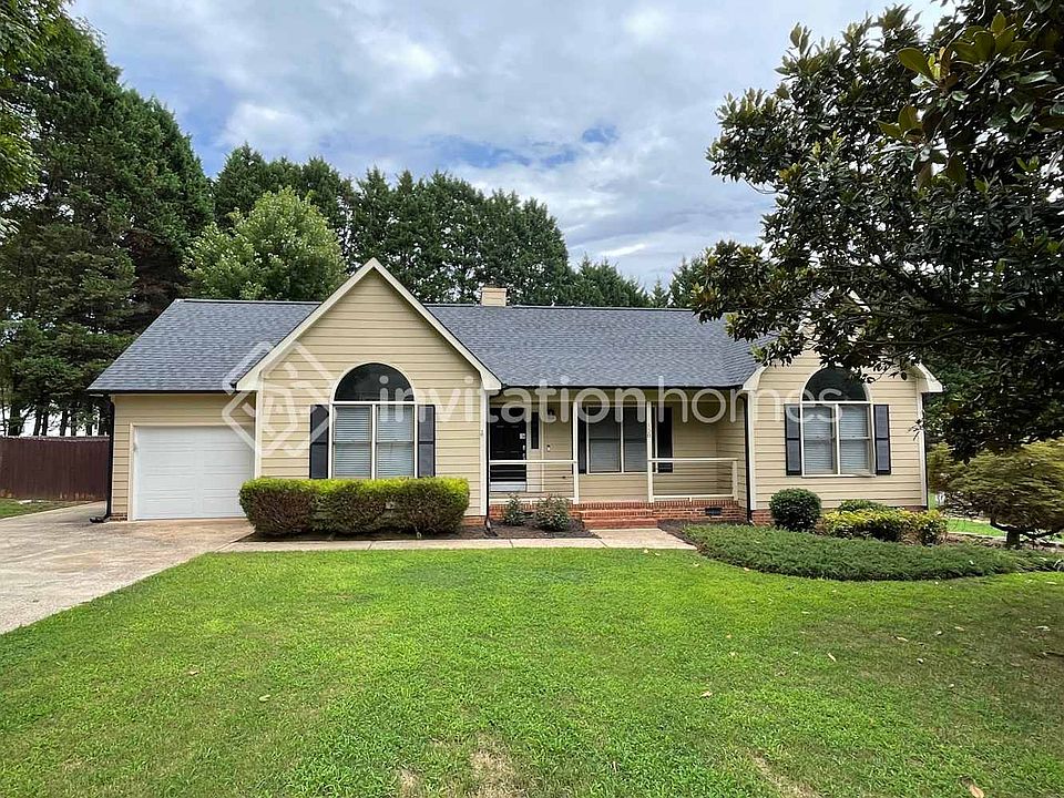 1st image of 158 Creek Haven Dr