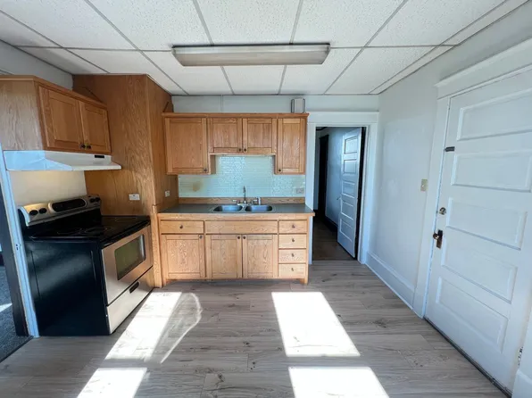 910 N 22nd Ave W #2, Duluth, MN 55806