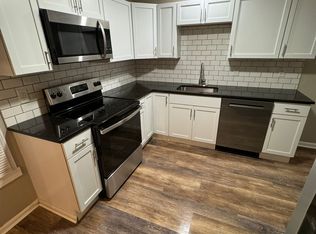 90 Fisher St #2F, North Attleboro, MA 02760