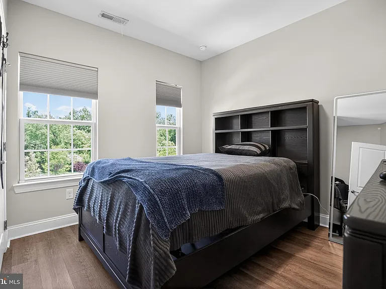 101 Isabelle Ct — Photo 24