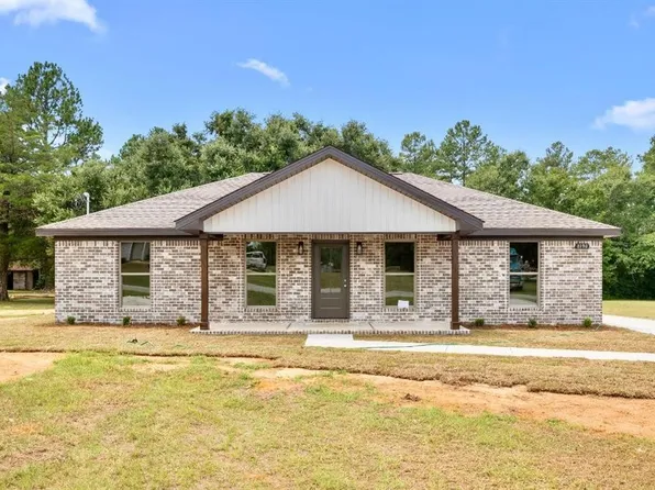 8198 Meadowood Dr, Citronelle, AL 36522