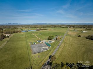 570 Lambs Grill Rd, Rutherfordton, NC 28139