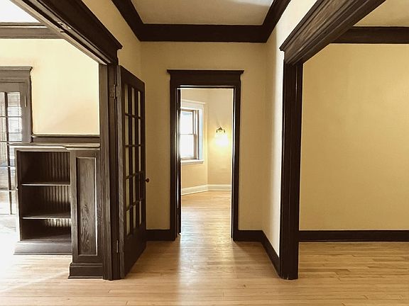 4th image of 5716 S Kenwood Ave APT 1