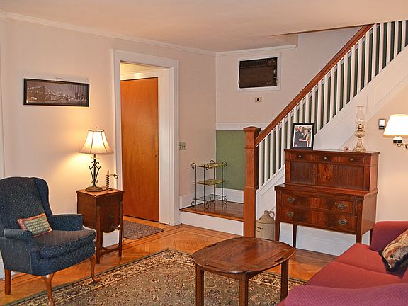 2nd image of 63 Cypress St