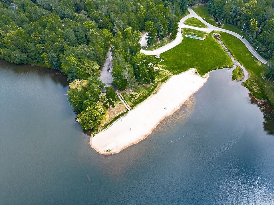 61st image of this home