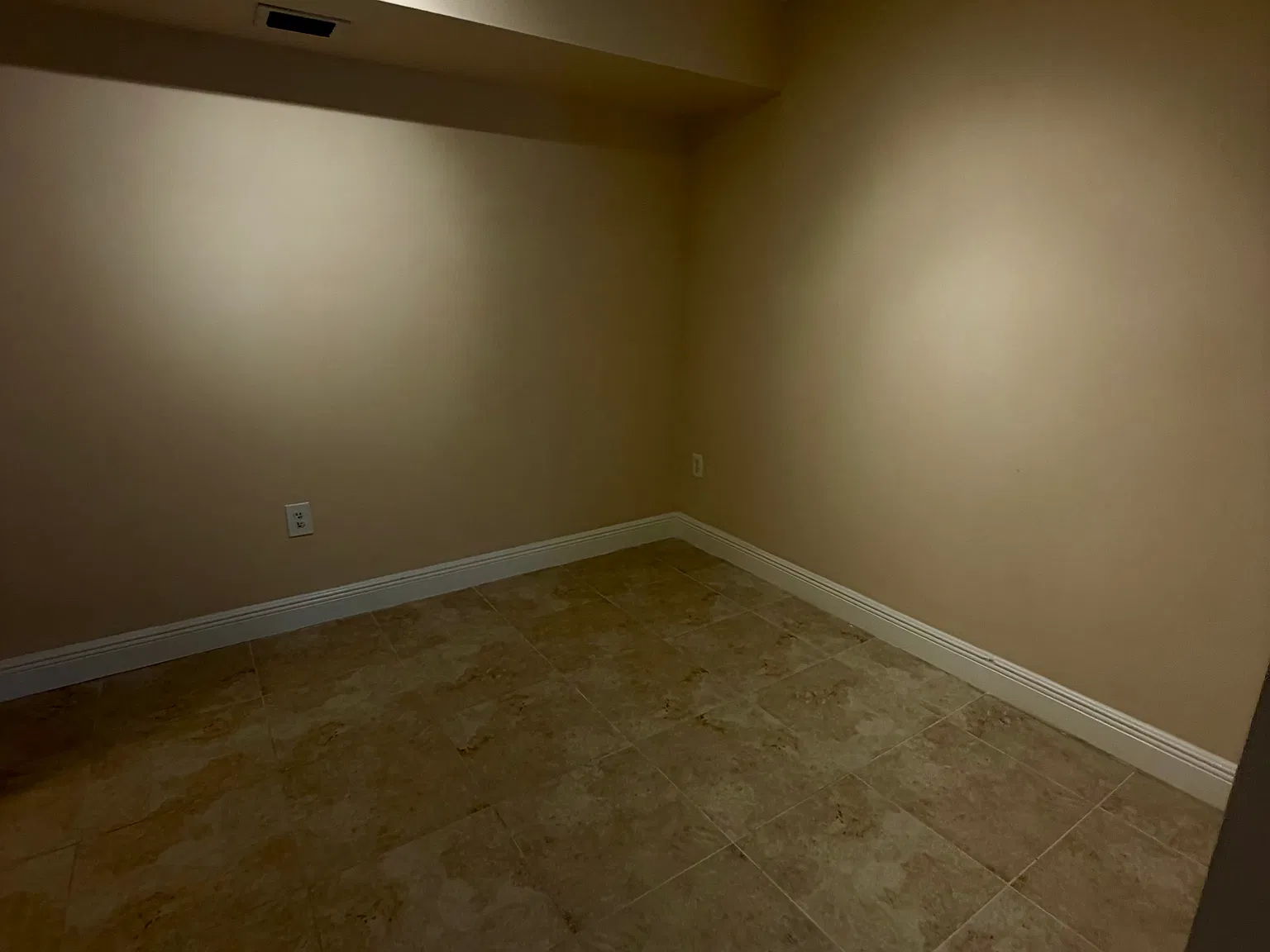2 bed, 1176 sqft, $2,155 — Photo 2