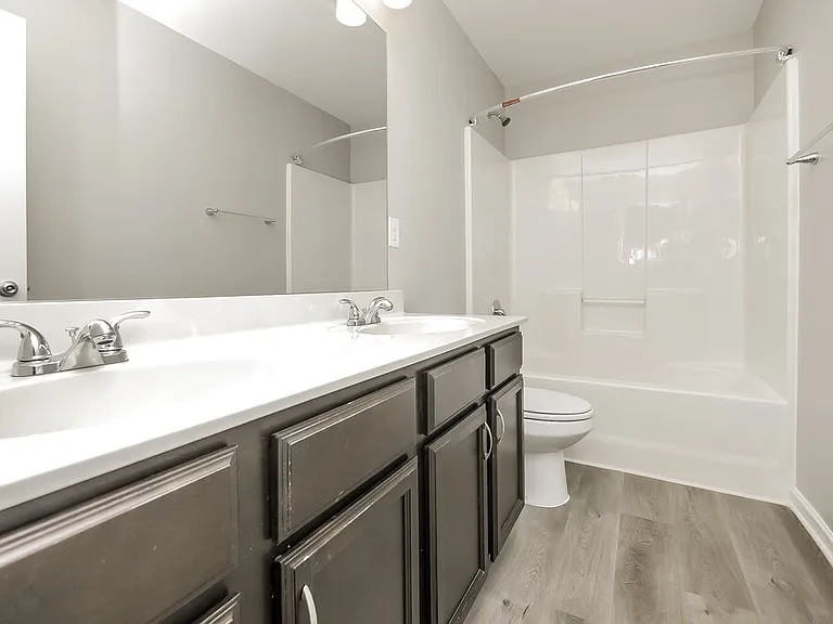 2632 Cornwall Dr — Photo 14