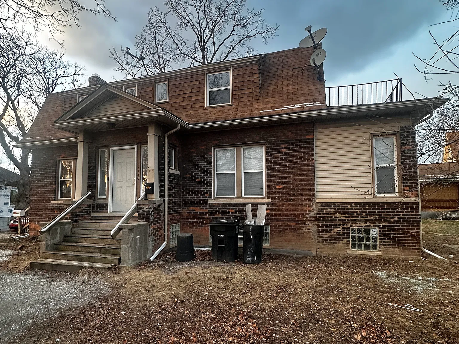 2 bed, 750 sqft, $1,100 — Photo 1