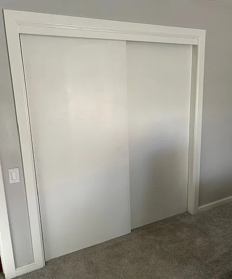 Bedroom 4 closet