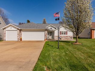 205 Pickett Ridge Ct, Kirbyville, MO 65679