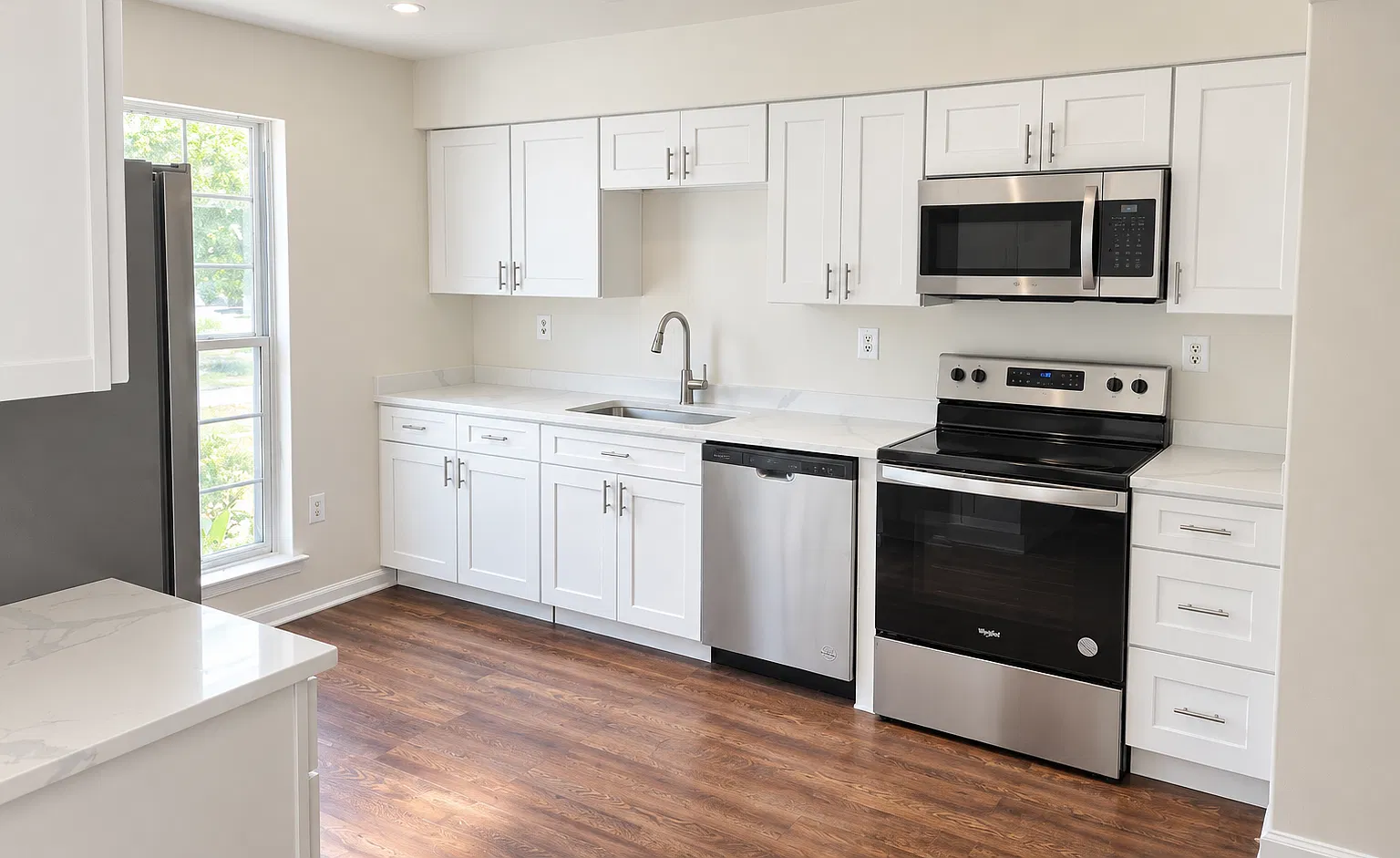 4 bed, 3.5 bath, 2226 sqft, $3,200 — Photo 2