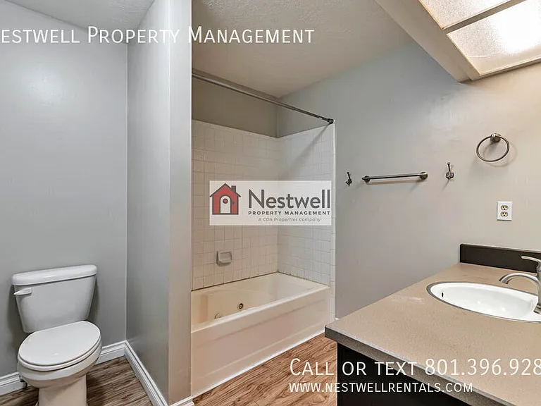 1419 Darling St #4 — Photo 14
