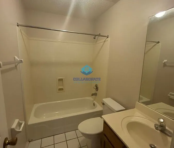 1304 Rain Hollow Cir W — Photo 24