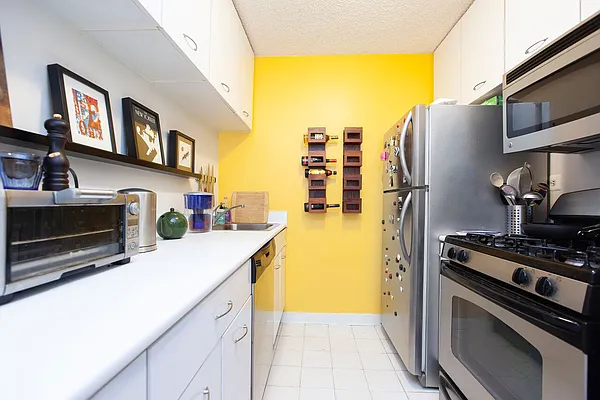 Rented by RSNY Realty | media 3