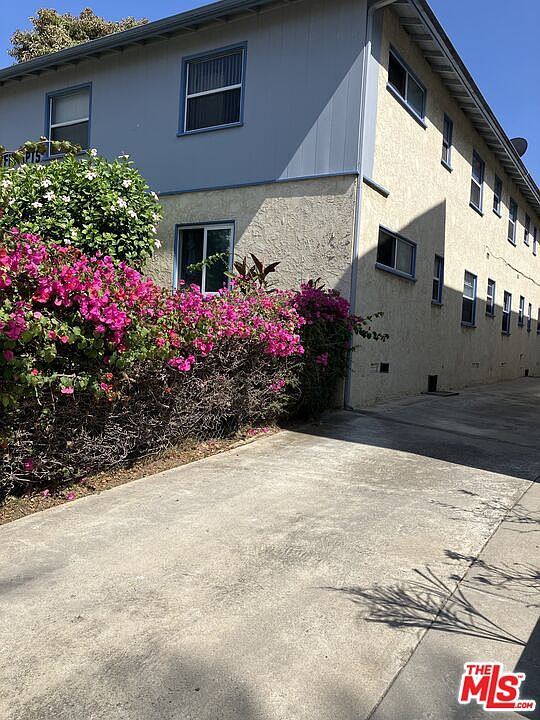2nd image of 12442 Pacific Ave