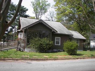 6 Saxon Hts, Spartanburg, SC 29301