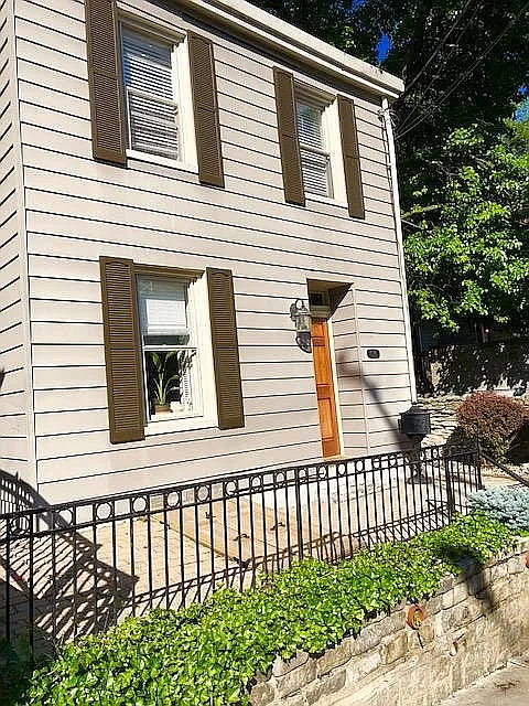 1028 Saint Gregory St — Photo 1