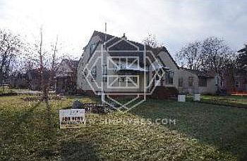 2nd image of 203 Richmond St W