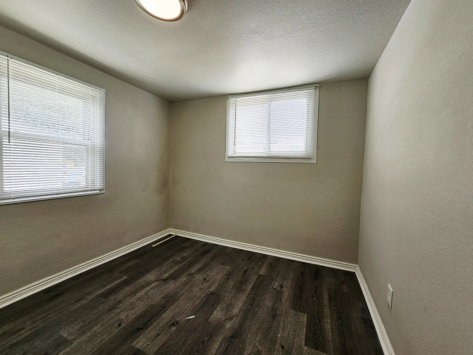 414 Arrawanna Street - 1 — Photo 3
