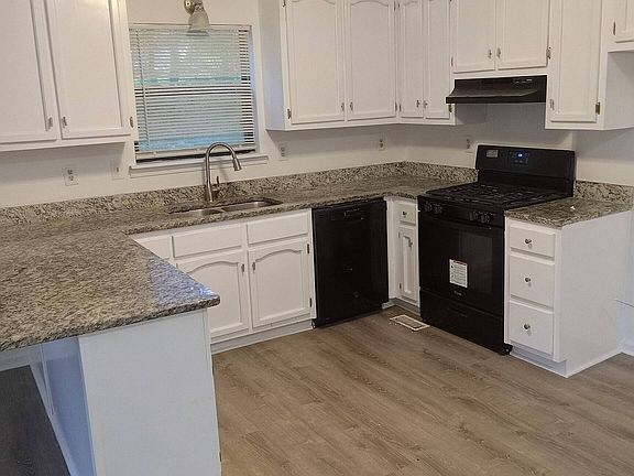 2nd image of 3684 Jessica Ct