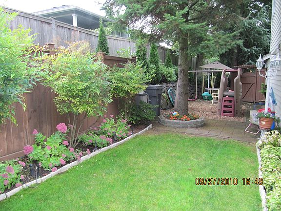 Sideyard and Playset