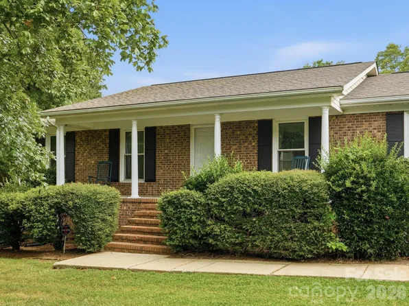 1807 Alamance Dr NW #103, Concord, NC 28027