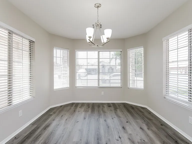 94 W Gail Dr — Photo 5
